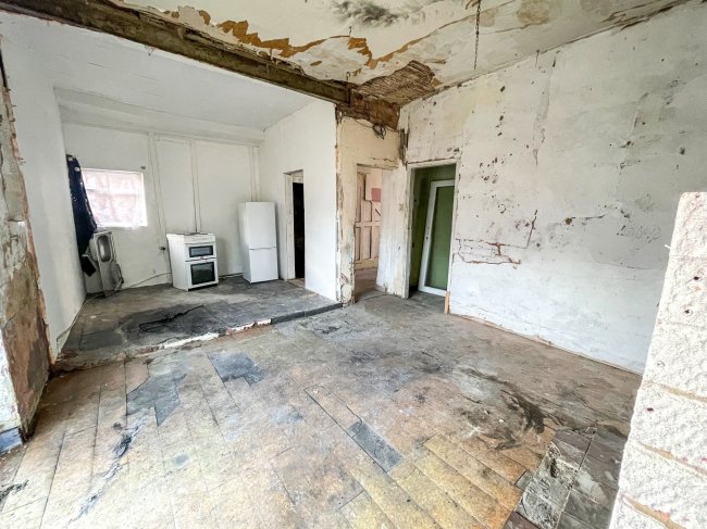 193 Derby Road, Stapleford, Nottingham, Nottinghamshire, NG9 7AZ 3