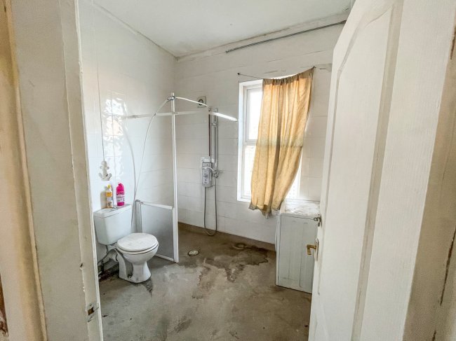 193 Derby Road, Stapleford, Nottingham, Nottinghamshire, NG9 7AZ 3