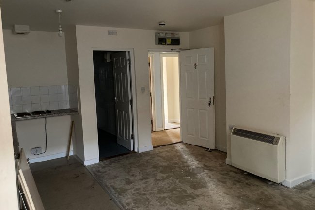 The Red House, St. Lawrence Green, Crediton, Devon EX17 3LN 4