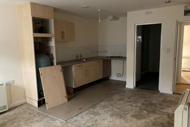 The Red House, St. Lawrence Green, Crediton, Devon EX17 3LN 4