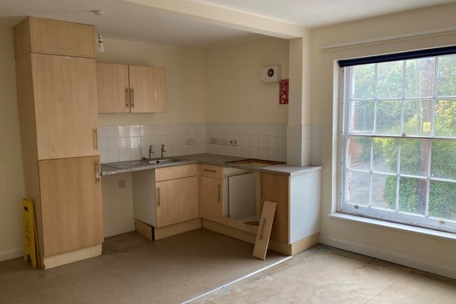 The Red House, St. Lawrence Green, Crediton, Devon EX17 3LN 4