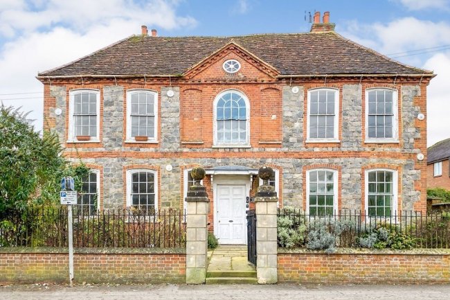 College House, 12 and 14 High Street, Lambourn, Hungerford, RG17 8XN 10