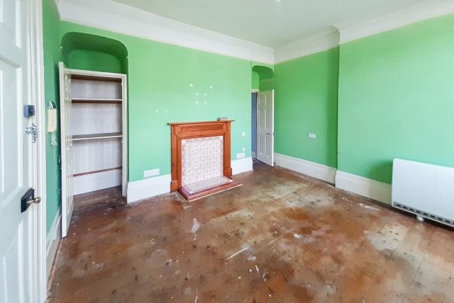 College House, 12 and 14 High Street, Lambourn, Hungerford, RG17 8XN 10