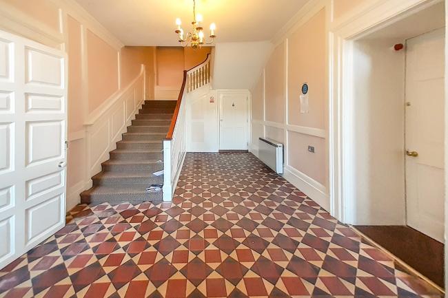 College House, 12 and 14 High Street, Lambourn, Hungerford, RG17 8XN 10