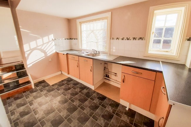 College House, 12 and 14 High Street, Lambourn, Hungerford, RG17 8XN 10