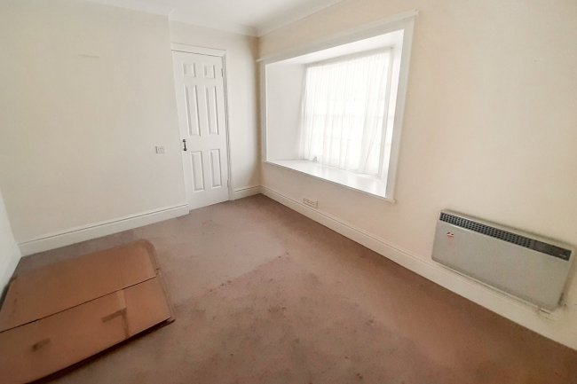 Baydon House, High Street, Lambourn, Hungerford, RG17 8XN 1