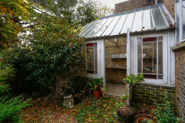 29 Harvard Road, Chiswick, London W4 4EA 10