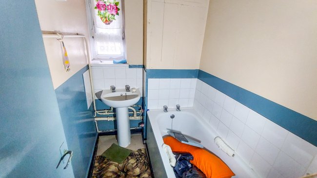 Flat 53, Bredel House, St Pauls Way, Poplar, London E14 7AS  7