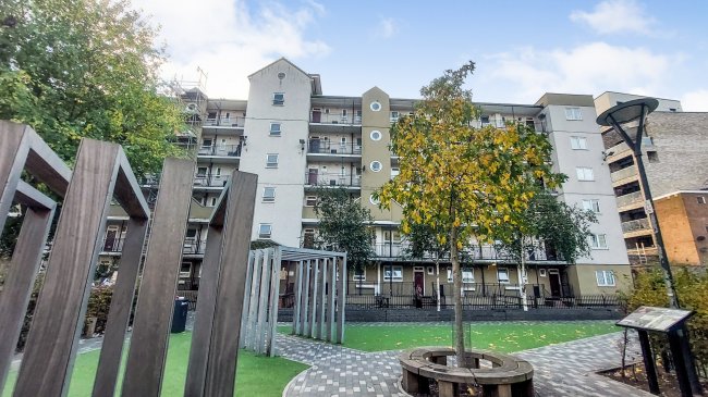 Flat 53, Bredel House, St Pauls Way, Poplar, London E14 7AS  7