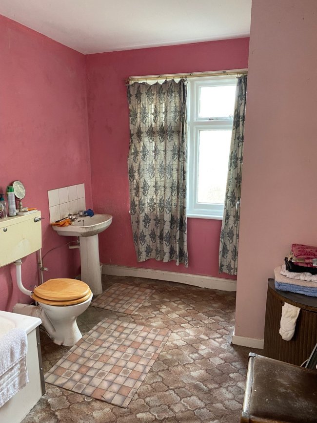 46 Ramsey Road, Warboys, Huntingdon, Cambridgeshire PE28 2RW 2