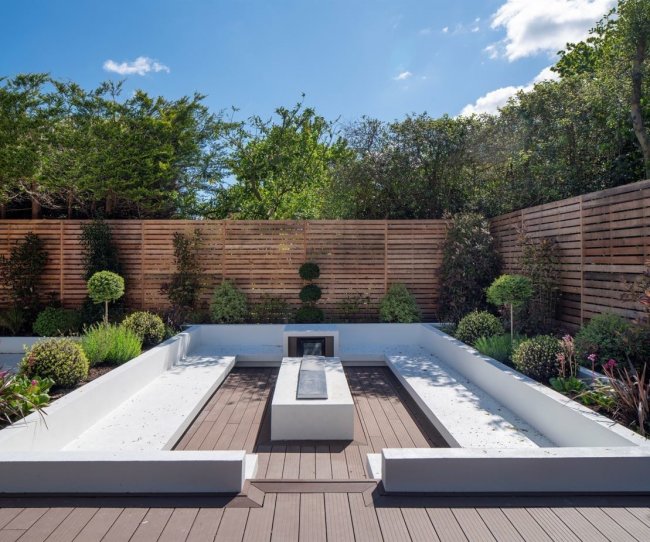 Oakwood, Barley Mow Road, Englefield Green, Surrey TW20 0NT 1