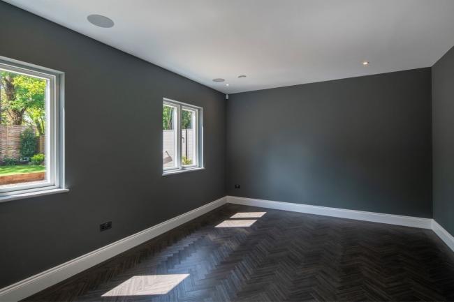 Oakwood, Barley Mow Road, Englefield Green, Surrey TW20 0NT 1