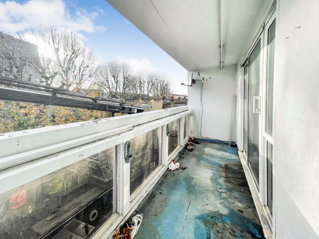 7 Gayton House, Chiltern Road, London, E3 4BX 3