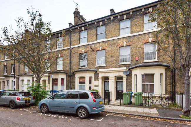 First and Second Floor Maisonette, 63 Larcom Street, Walworth, London, SE17 1NJ 2