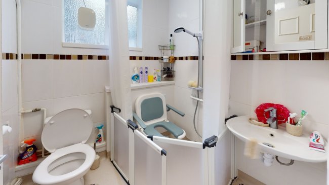 First and Second Floor Maisonette, 63 Larcom Street, Walworth, London, SE17 1NJ 2