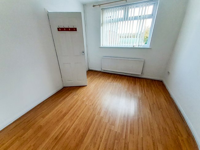 91 Grace Road, Ellesmere Port, Merseyside, CH65 2EH 2