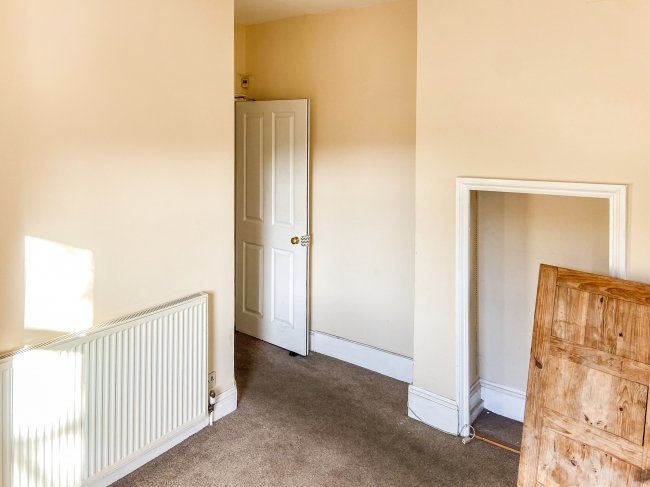 33a Danehurst Street, Fulham, London SW6 6SA 3