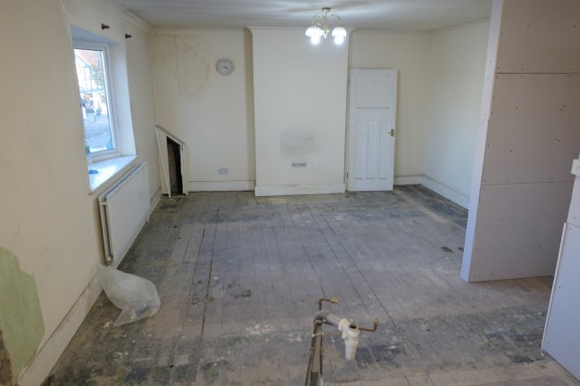 340A West Barnes Lane, Motspur Park, Surrey KT3 6NB 4