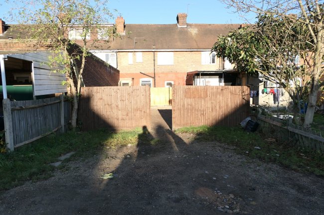 Land rear of 340 West Barnes Lane, Motspur Park, Surrey KT3 6NB 3