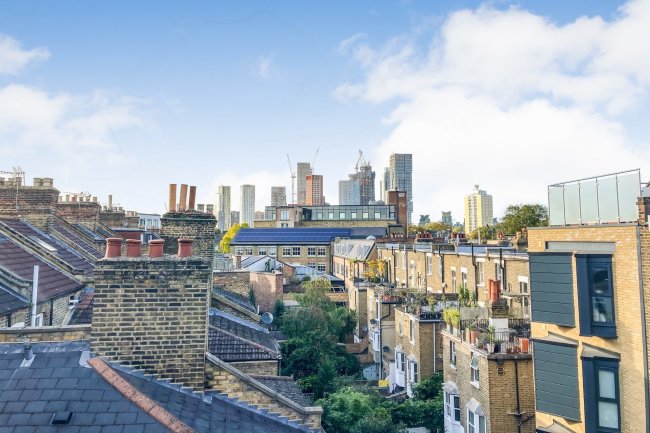 Flat 1, 46 Brixton Road, Oval, London, SW9 6BT 5