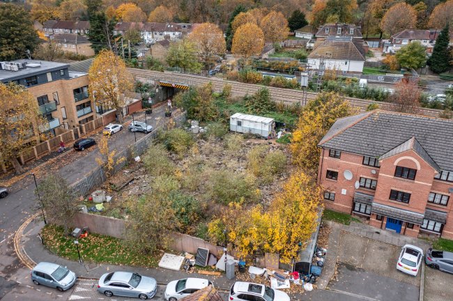 Land at 10 Park Road, Upper Edmonton, London N18 2UQ 5