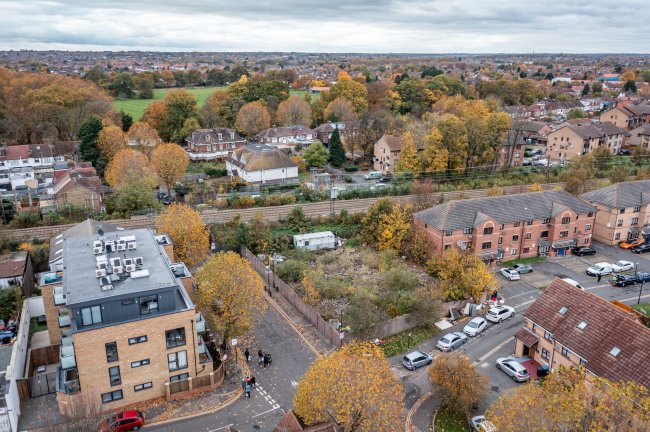 Land at 10 Park Road, Upper Edmonton, London N18 2UQ 5