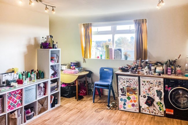 Flats 1, 2, & 3, 46 Brixton Road, Oval, London, SW9 6BT 8