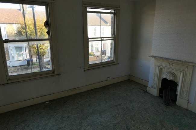 41 Huxley Road, Upper Edmonton, London N18 1NW 10