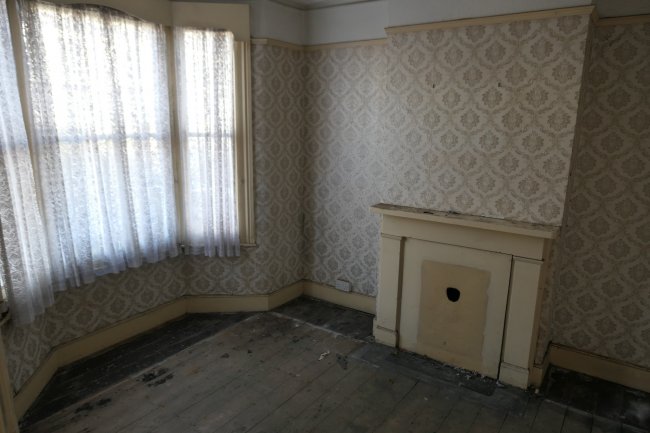 41 Huxley Road, Upper Edmonton, London N18 1NW 10