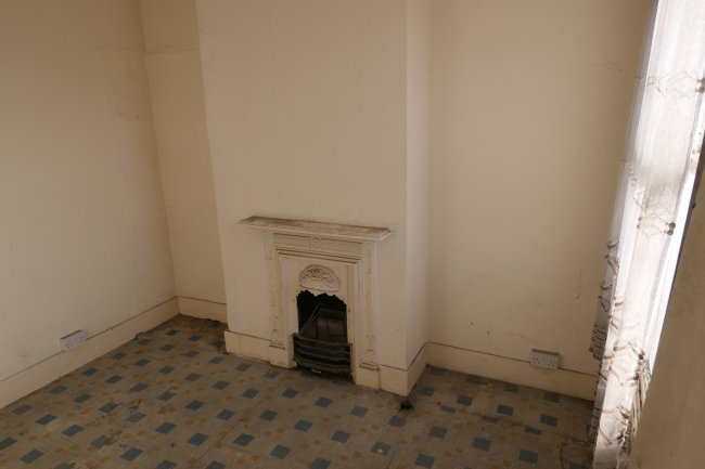 41 Huxley Road, Upper Edmonton, London N18 1NW 10