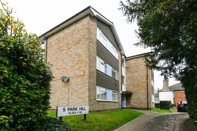 Flat 5, 5 Park Hill, Carshalton, Surrey, SM5 3RS 6