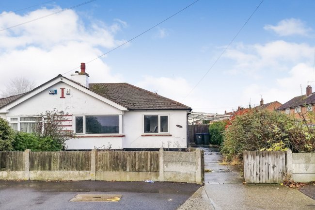 58 Clarendon Street, Herne Bay, Kent, CT6 8LY 3