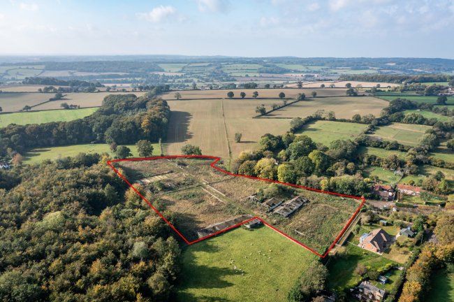 Kingsgate Farm, Great Missenden, Buckinghamshire HP16 9NW 8