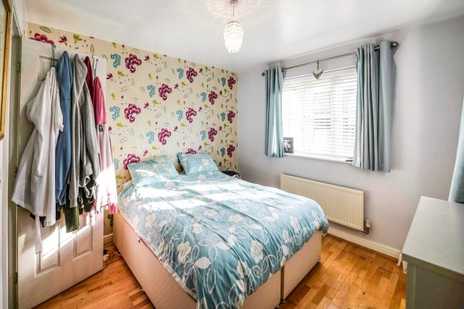 15 Knowles Wood Drive, Chorley, Lancashire PR7 2FE 8