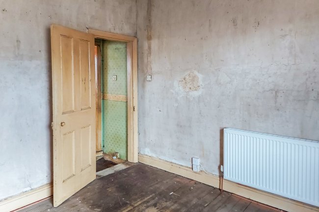 44 Grindle Road, Longford, Coventry, Warwickshire CV6 6BX 5