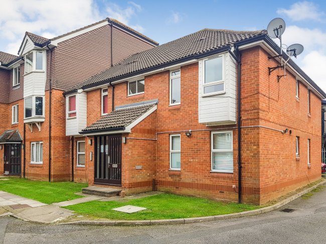 25 Noble court, 261 Church Road, Mitcham, CR4 3EX 6