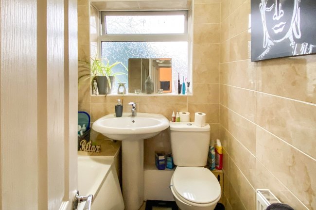 44 Princes Drive, Sale, Manchester, M33 3JB 5