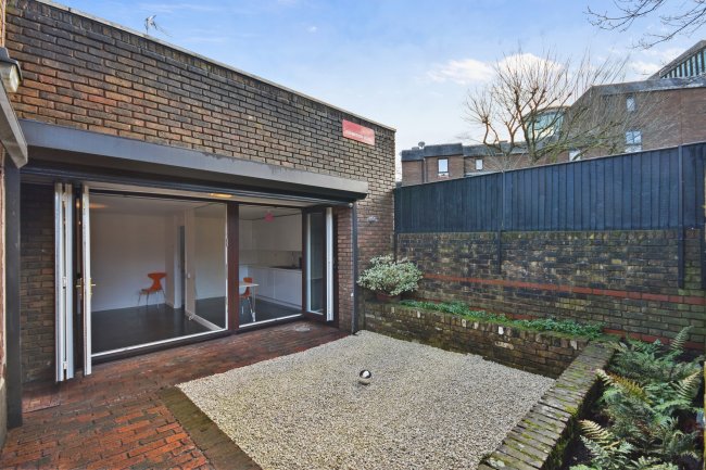 38 Exhibition Close, White City, Shepherd's Bush, London, W12 7EF 6