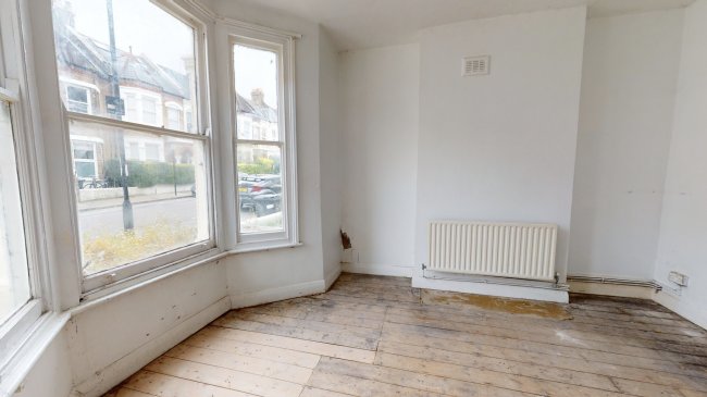 23 Craster Road, Brixton, London, SW2 2AT
 6