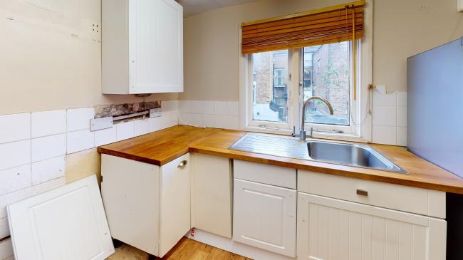 23 Craster Road, Brixton, London, SW2 2AT
 6