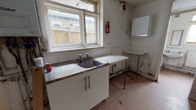 23 Craster Road, Brixton, London, SW2 2AT
 6