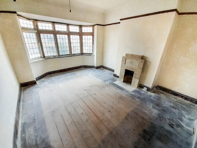 12 Barn Hey Crescent, Meol, Wirral, Cheshire, CH47 9RP
 6