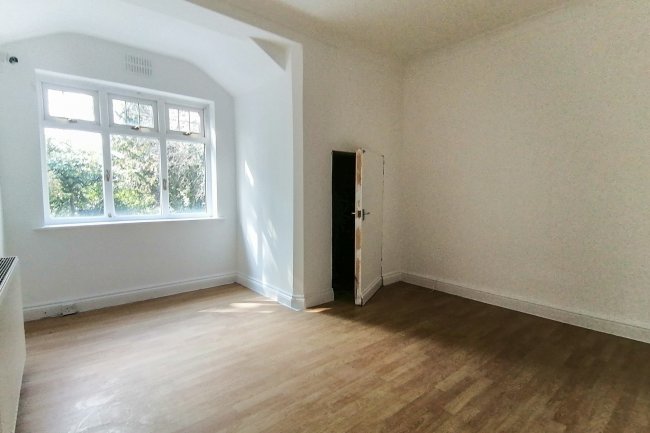 37 Lawns Court, Wembley, Middlesex HA9 9PN
 2