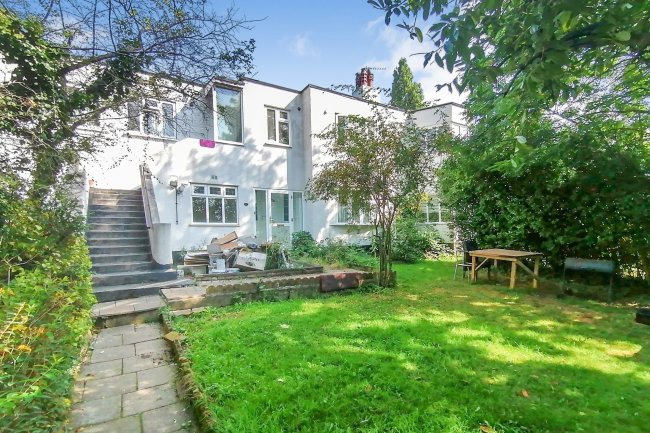 37 Lawns Court, Wembley, Middlesex HA9 9PN
 2