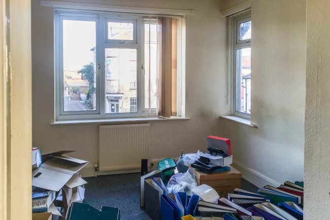 28 Morten Road, Colchester, Essex, CO1 1SF
 3