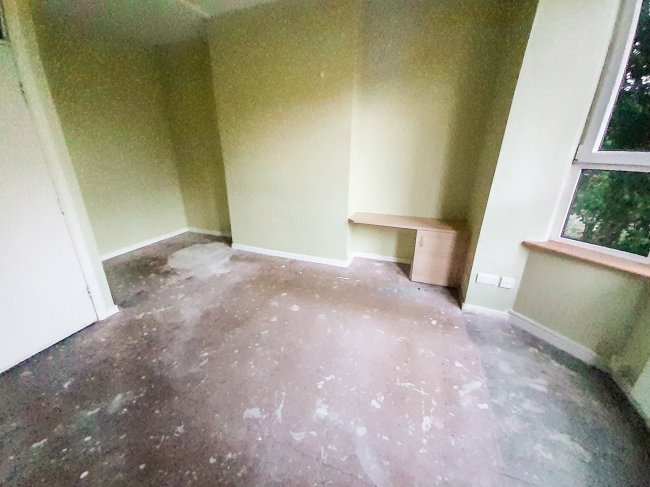 163 Roundhay Road, Leeds, West Yorkshire LS8 5AN
 8