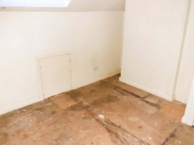 163 Roundhay Road, Leeds, West Yorkshire LS8 5AN
 8