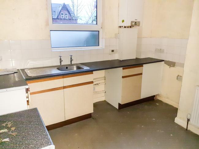 163 Roundhay Road, Leeds, West Yorkshire LS8 5AN
 8