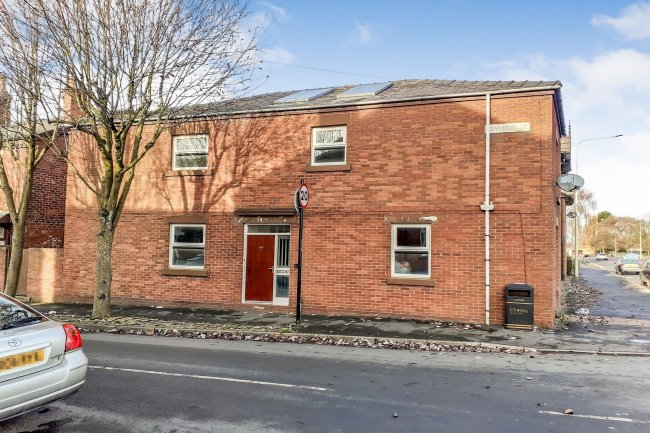 105 Eaves Lane, Chorley, Lancashire PR6 0ST
 8