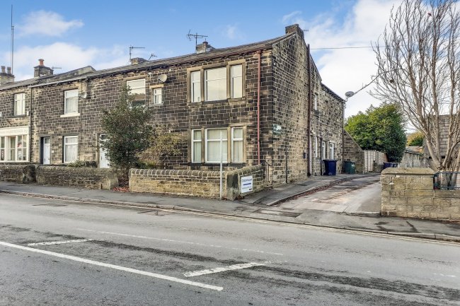 210a Oakworth Road, Keighley, West Yorkshire BD21 1QX
 9